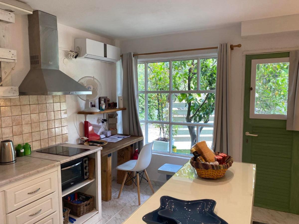 Jasmine Apartments Eretria  Luaran gambar